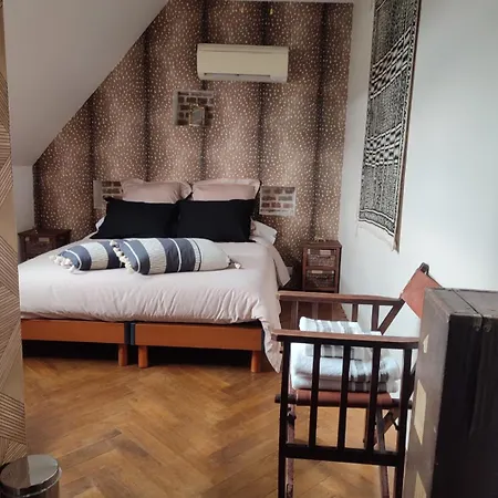 Le Domaine Du Mesnil Guest house
